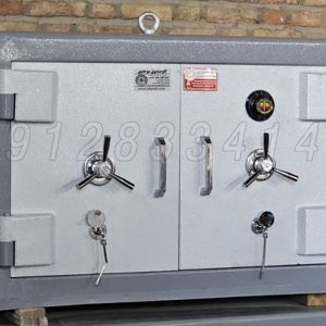 گاوصندوق زیر ویترینی TS1000B